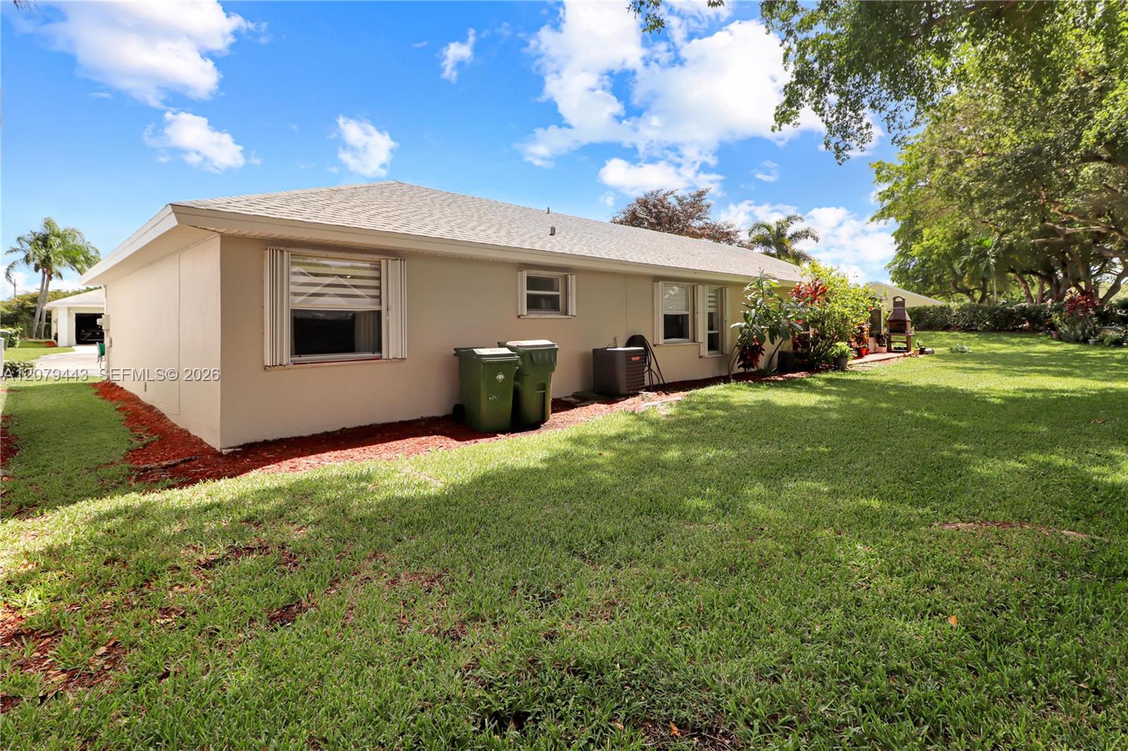 590 SE 19th Drive