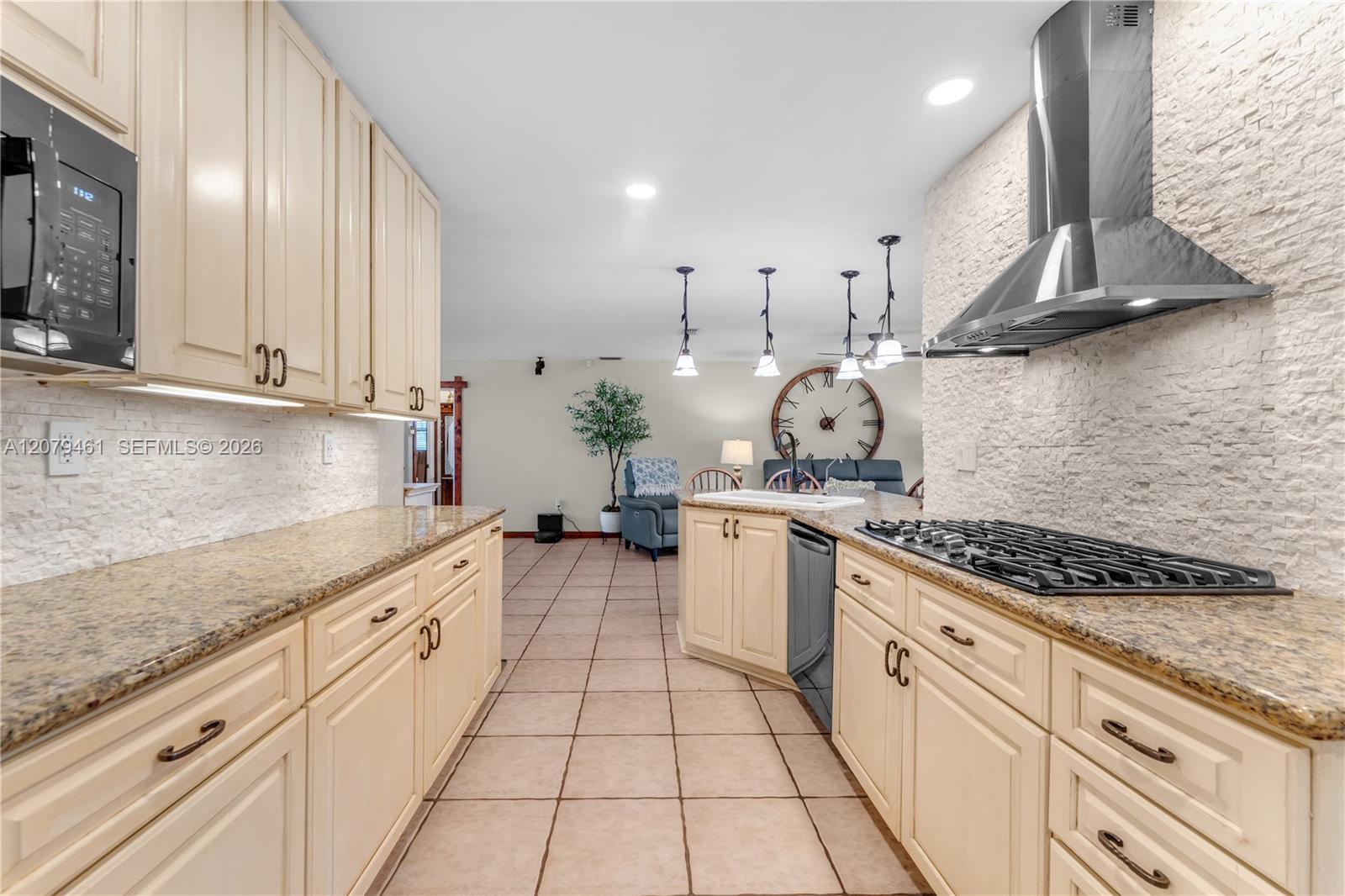 32205 SW 199th Court