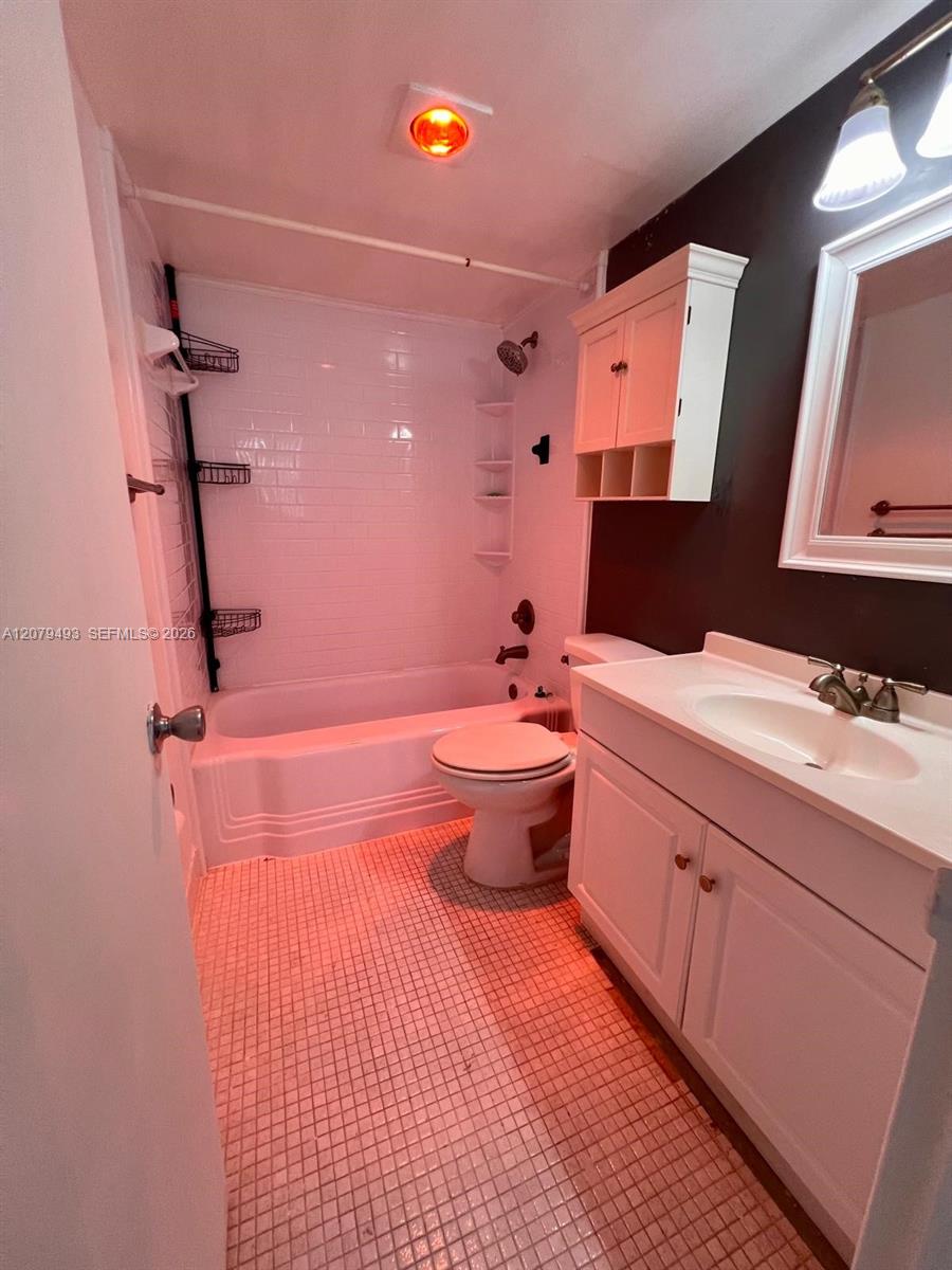 700 NW 214th Street