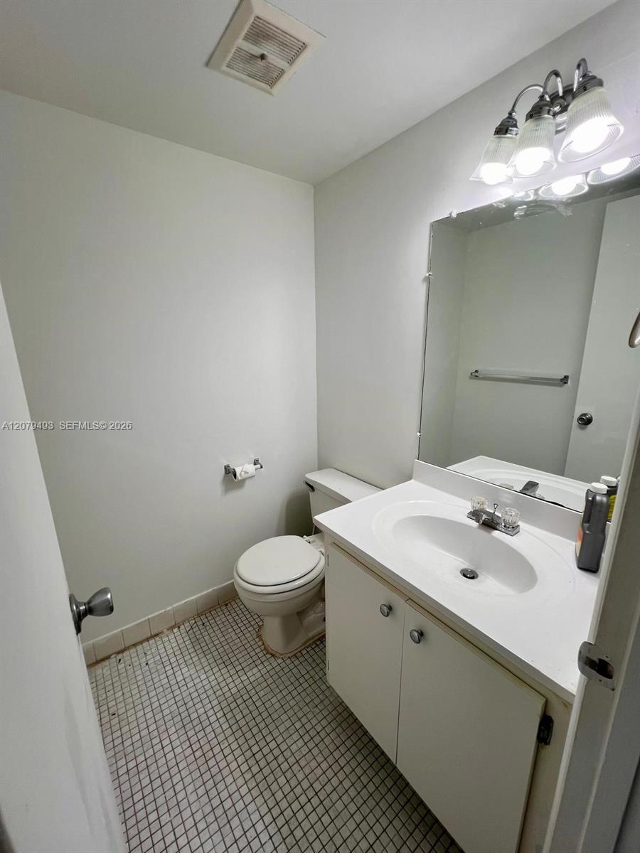 700 NW 214th Street