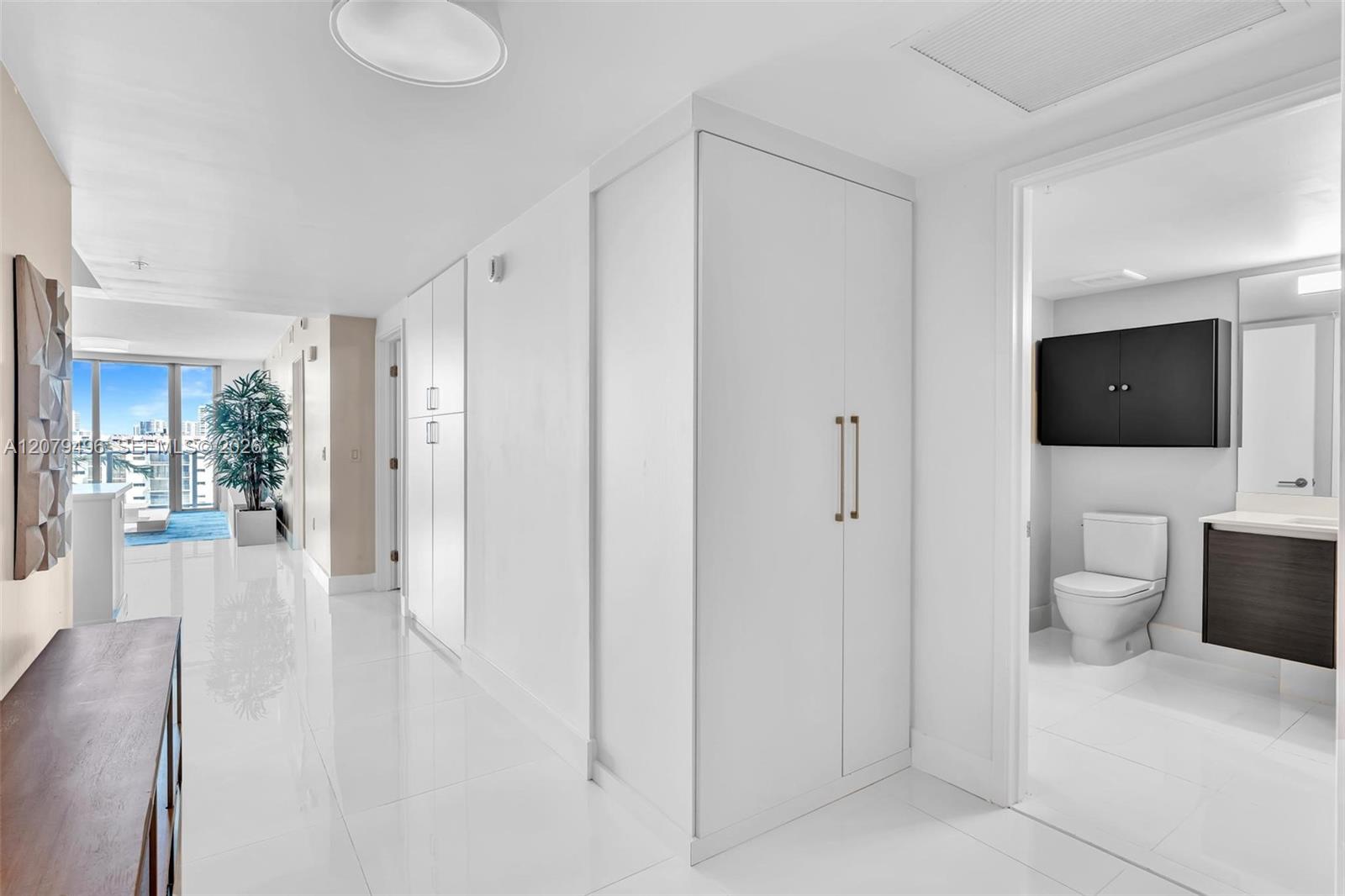 300 Sunny Isles Boulevard