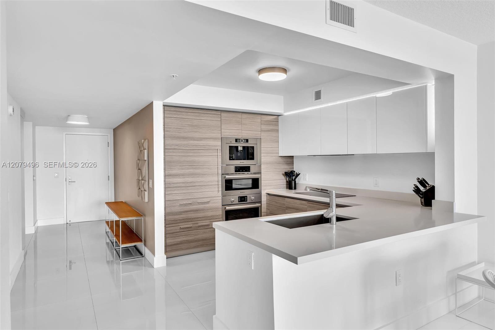 300 Sunny Isles Boulevard
