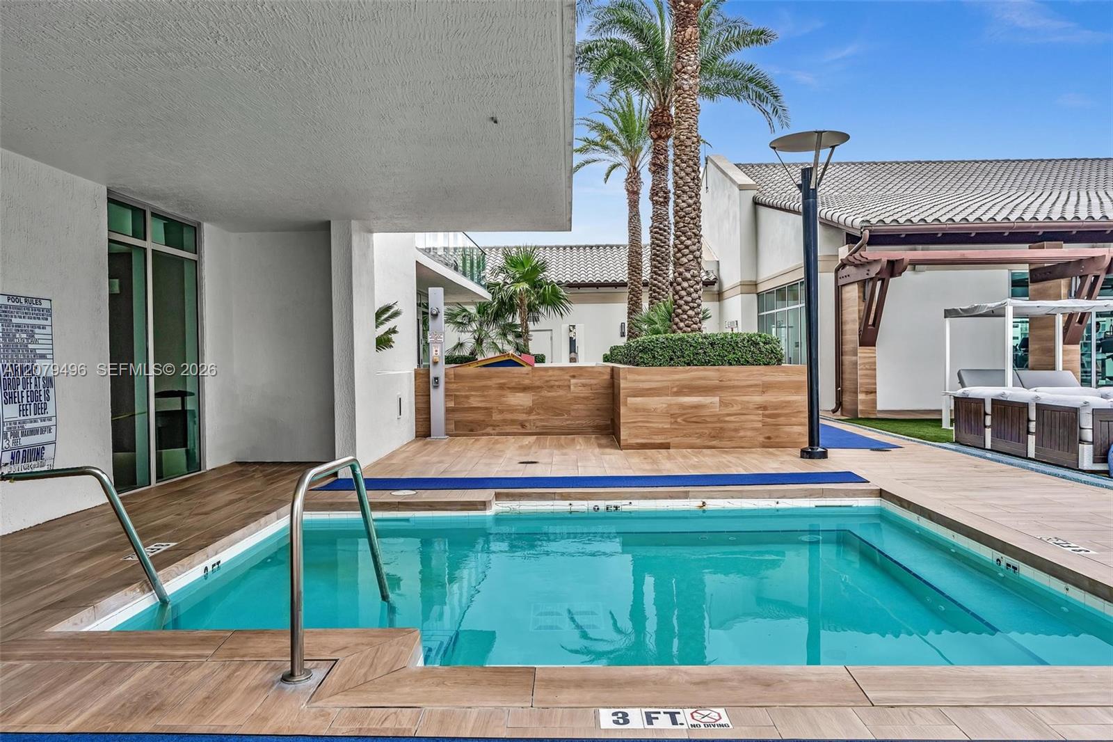 300 Sunny Isles Boulevard
