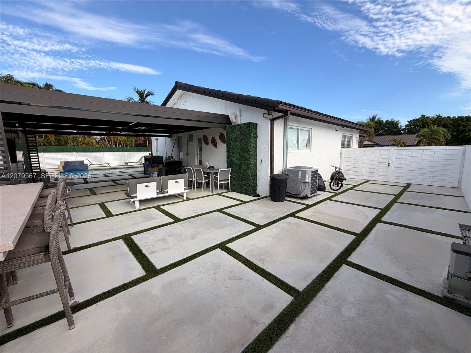13200 SW 25th Street