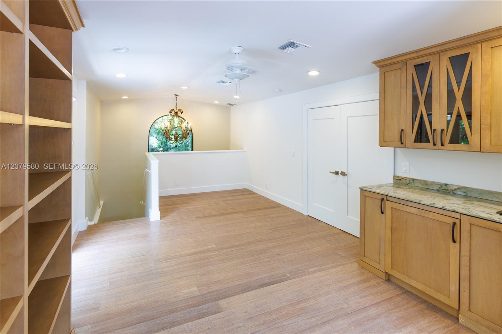 737 NW 4th Street gallery image #22