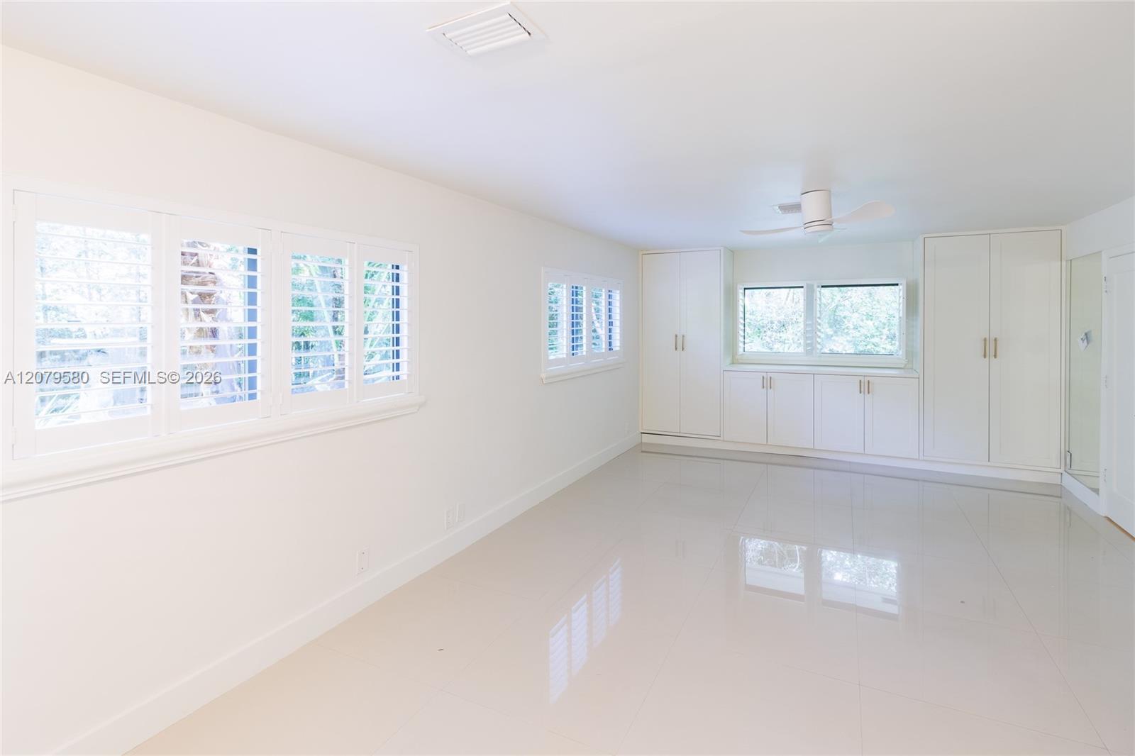 737 NW 4th Street gallery image #36