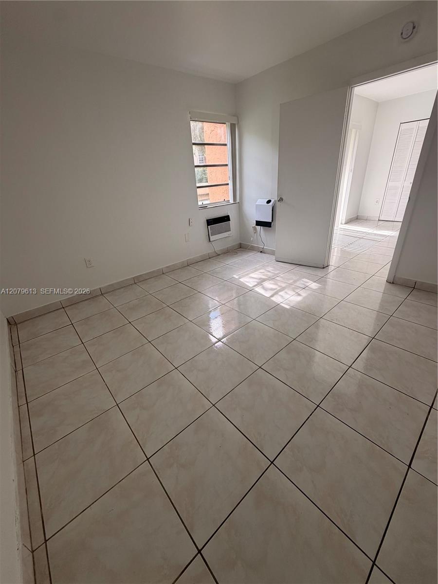 4715 NW 7th Street