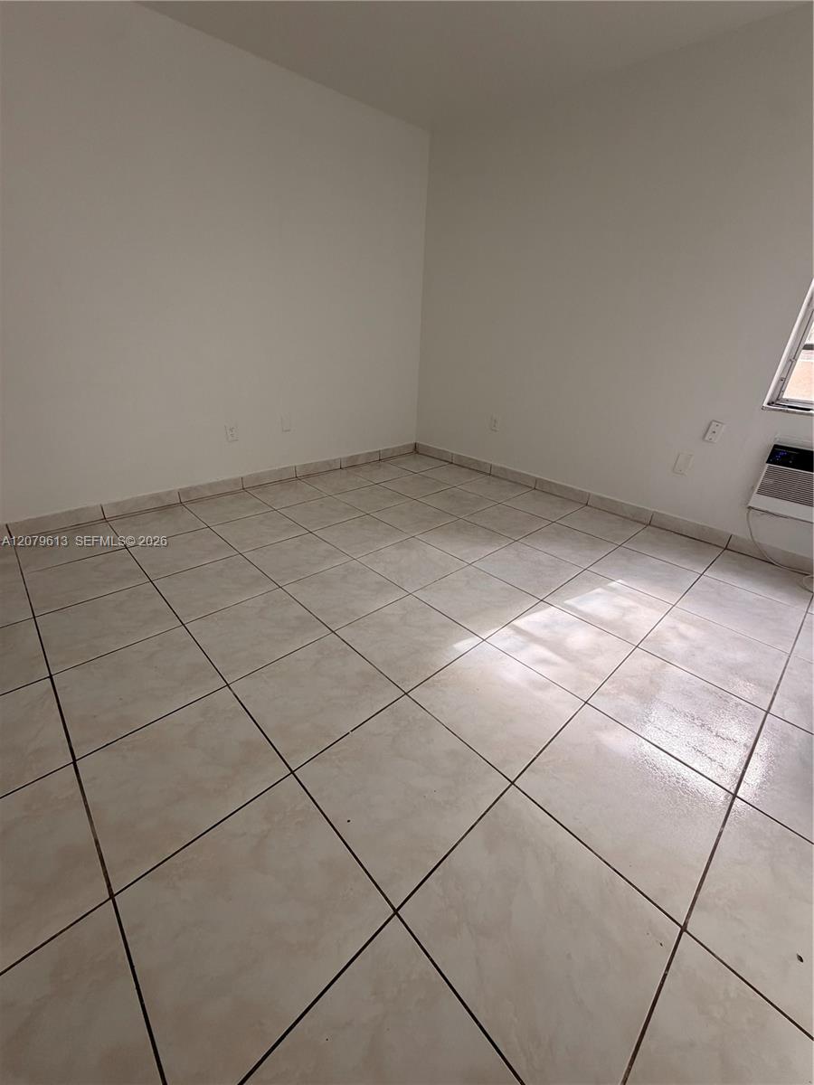 4715 NW 7th Street