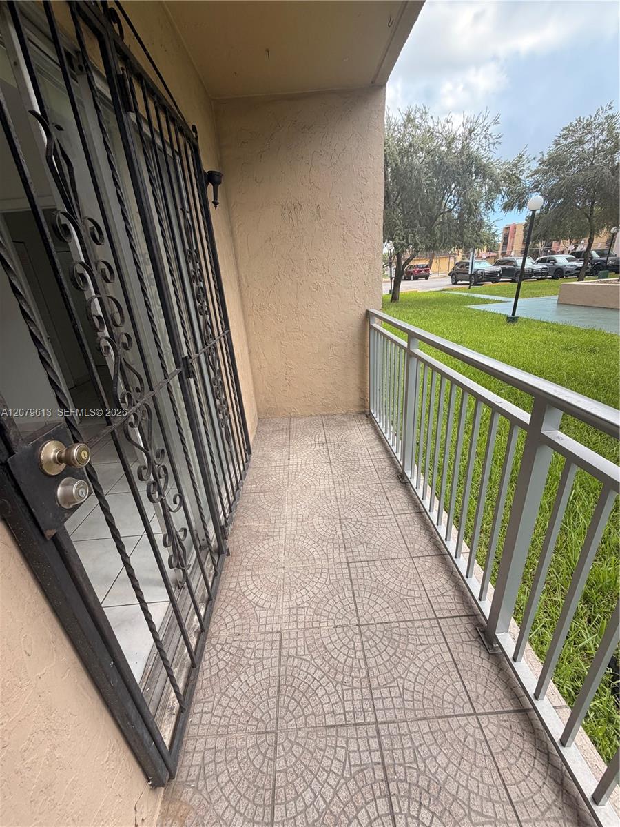 4715 NW 7th Street