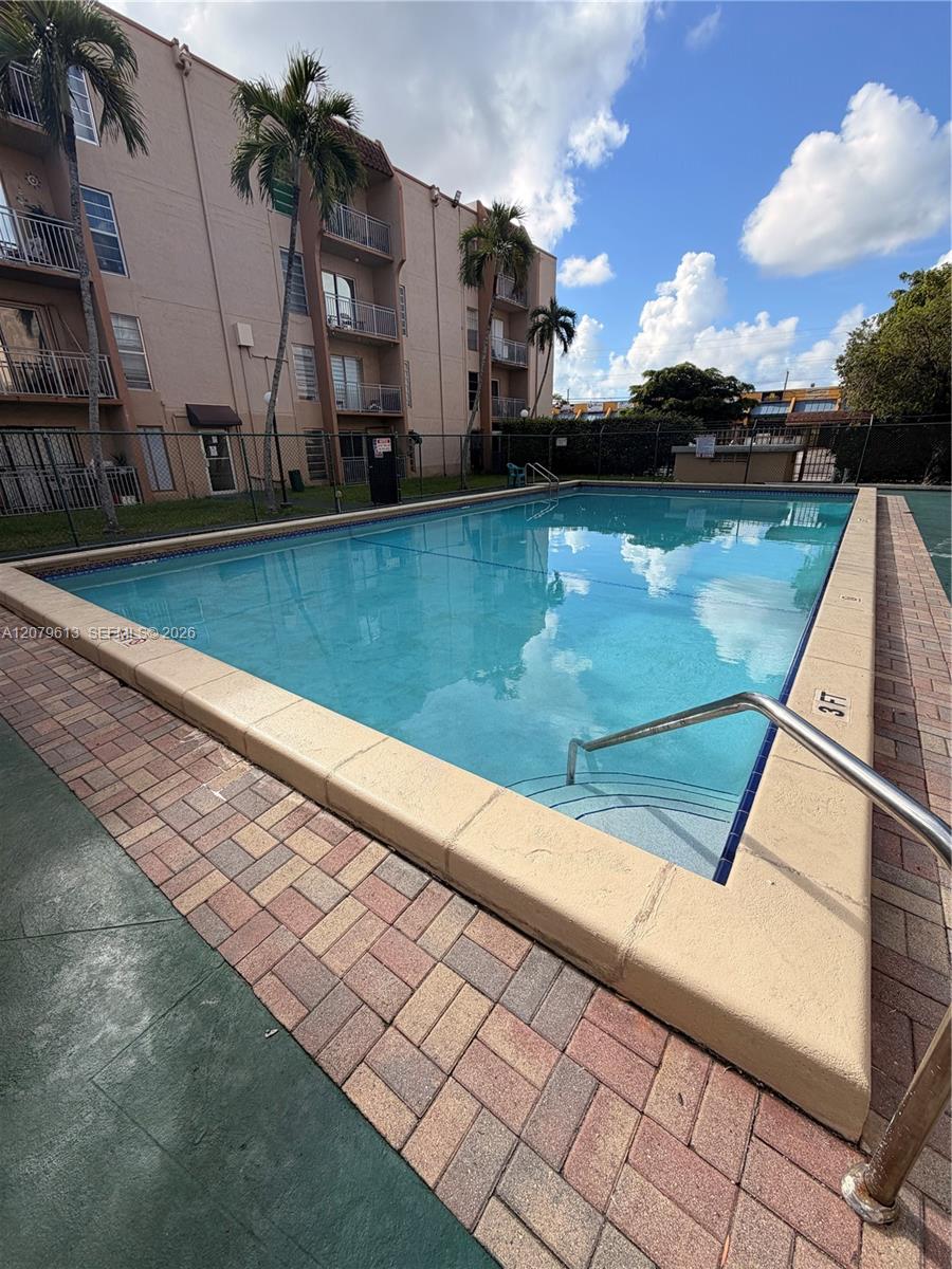 4715 NW 7th Street