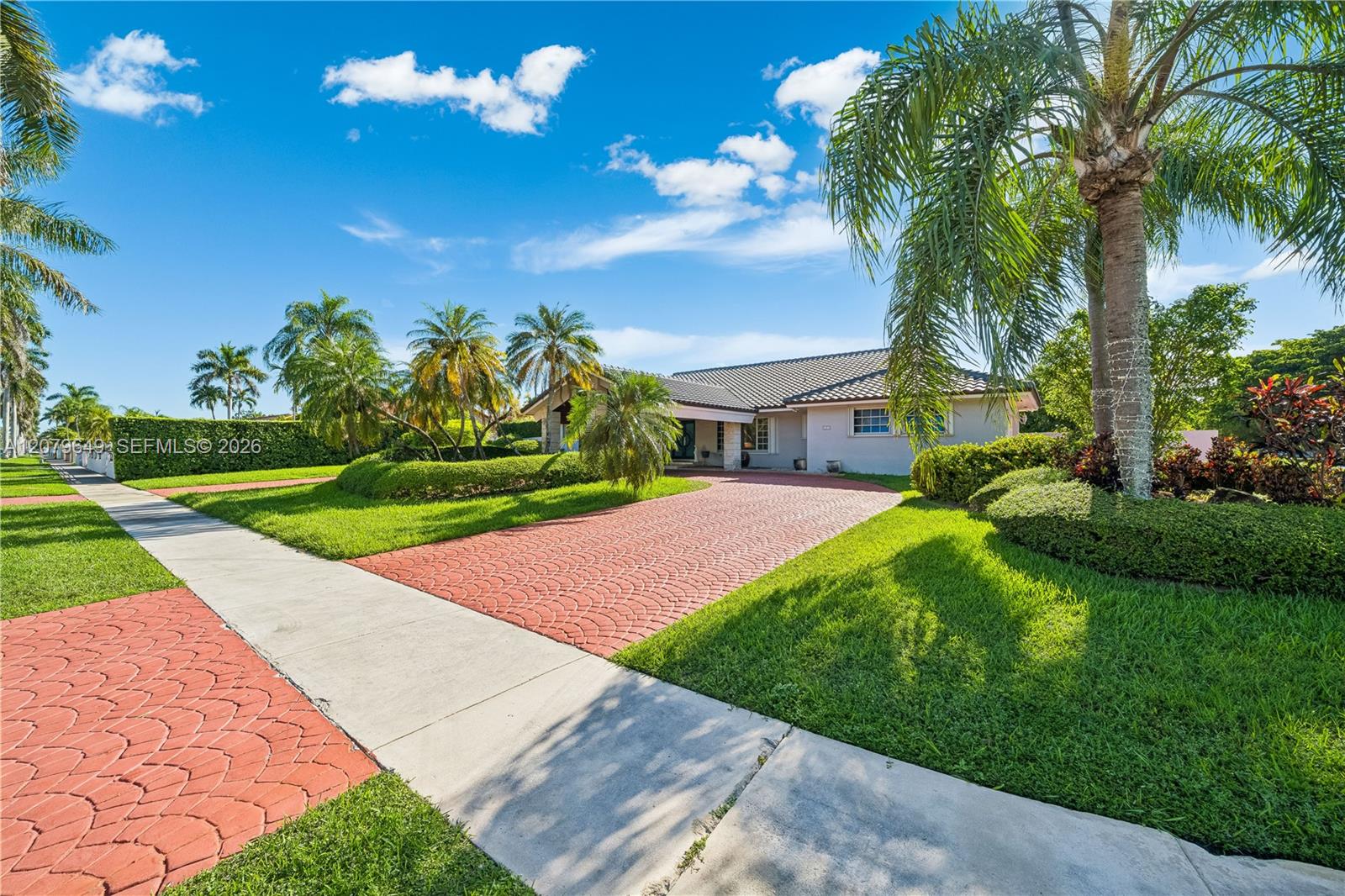 590 NW 132nd Avenue