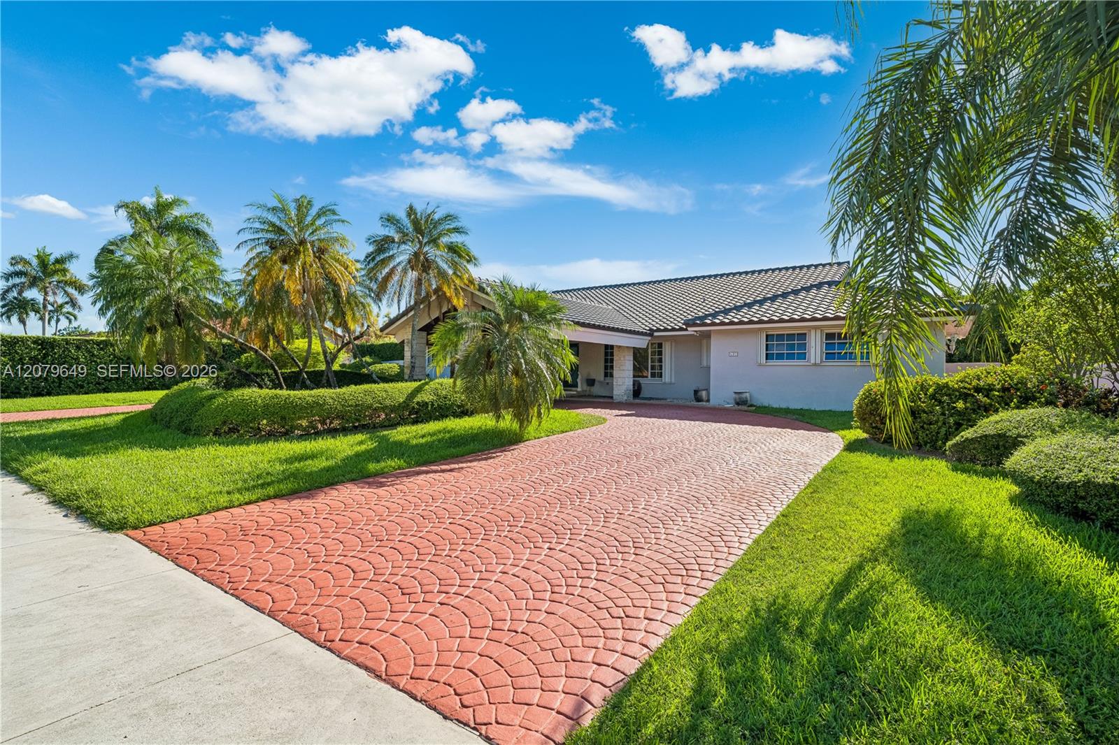 590 NW 132nd Avenue