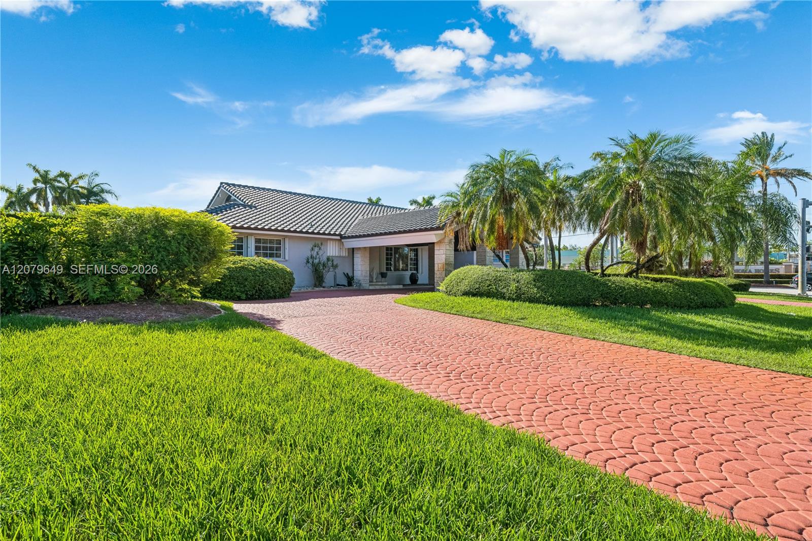 590 NW 132nd Avenue