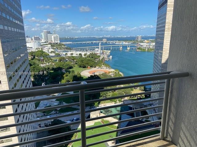 325 S Biscayne Boulevard
