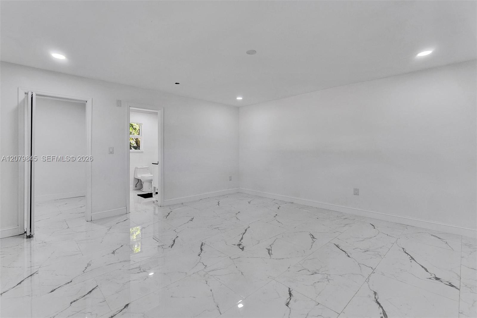 860 NW 207th Street