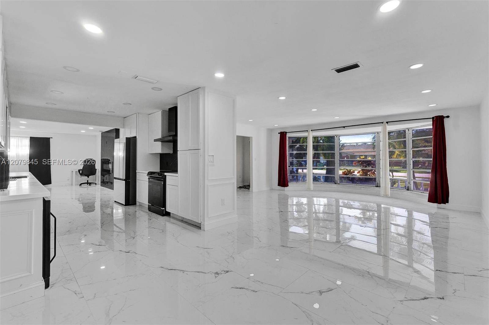 860 NW 207th Street