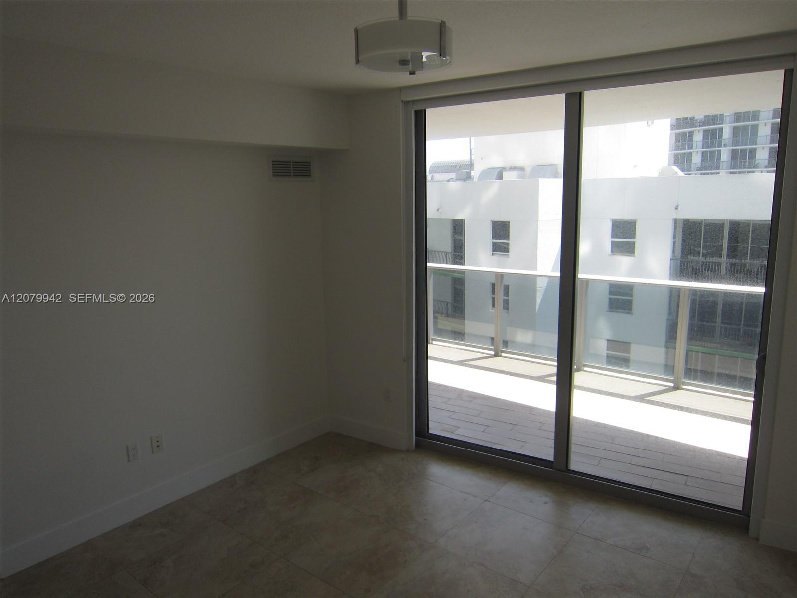 488 NE 18th Street