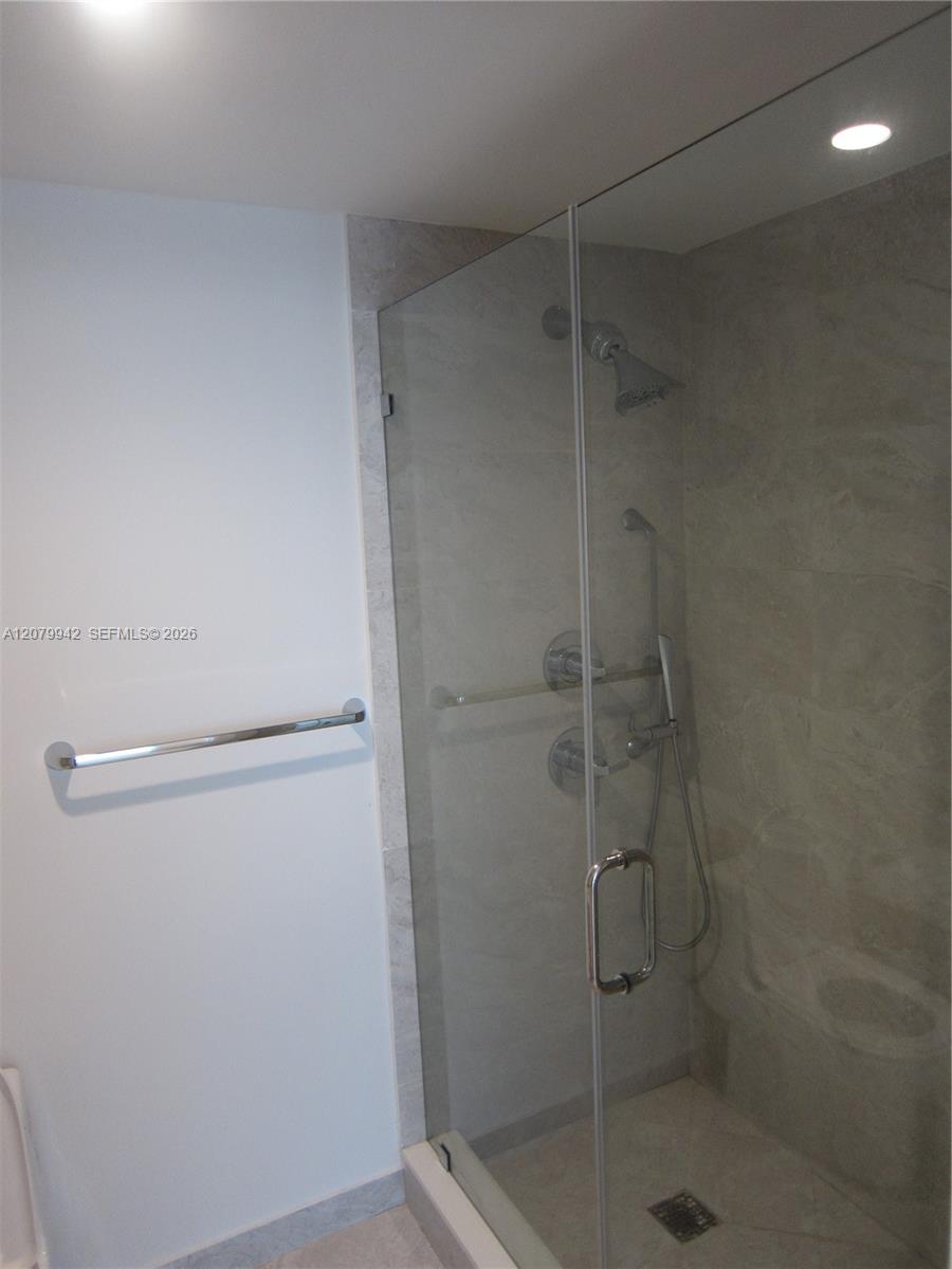 488 NE 18th Street