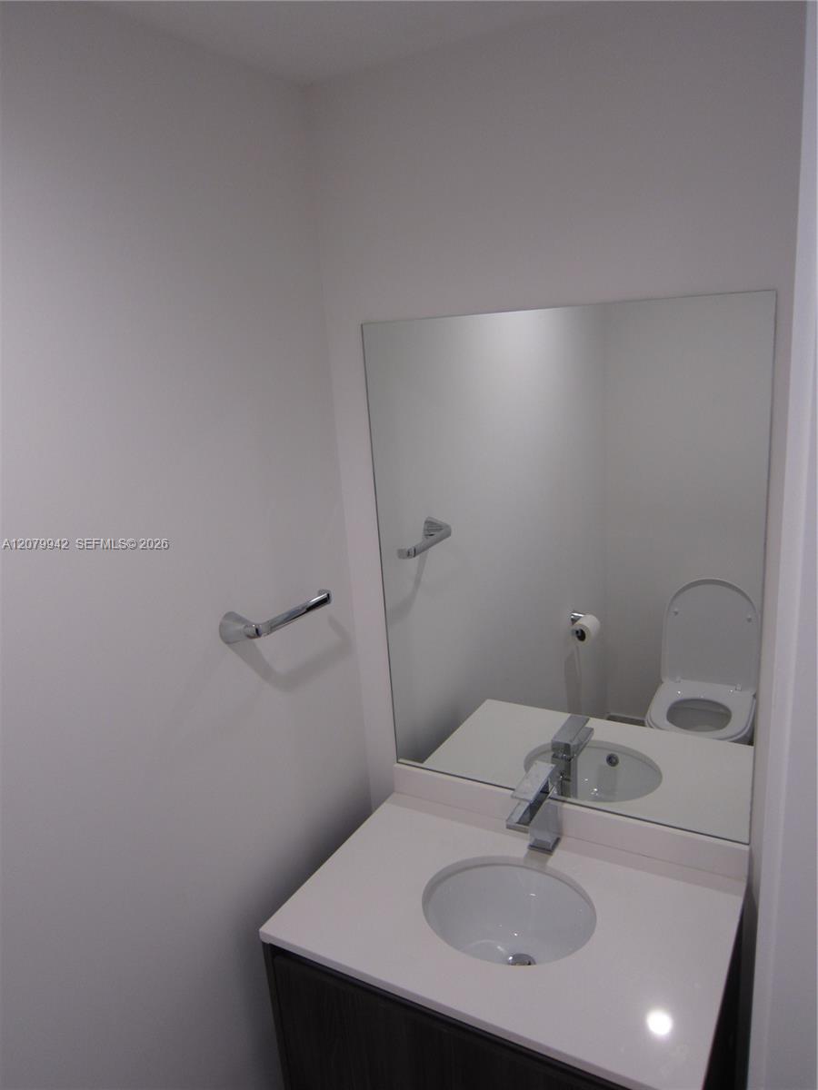 488 NE 18th Street