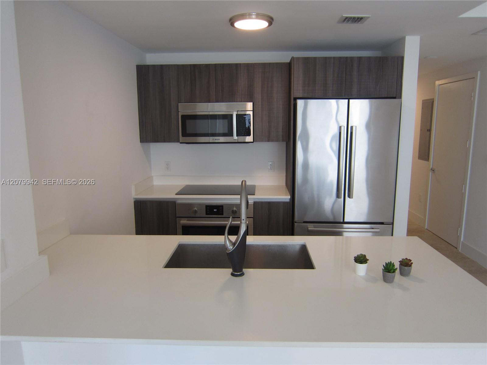 488 NE 18th Street