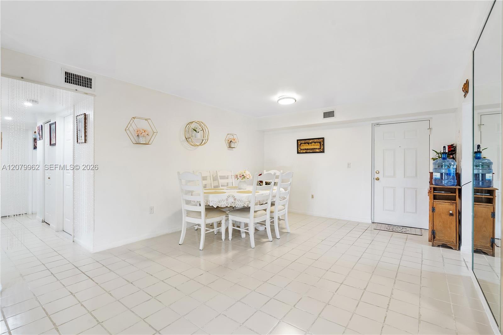 5825 W 25 Court