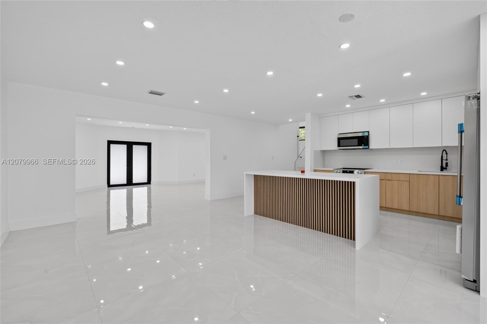 1200 NE 204th Terrace