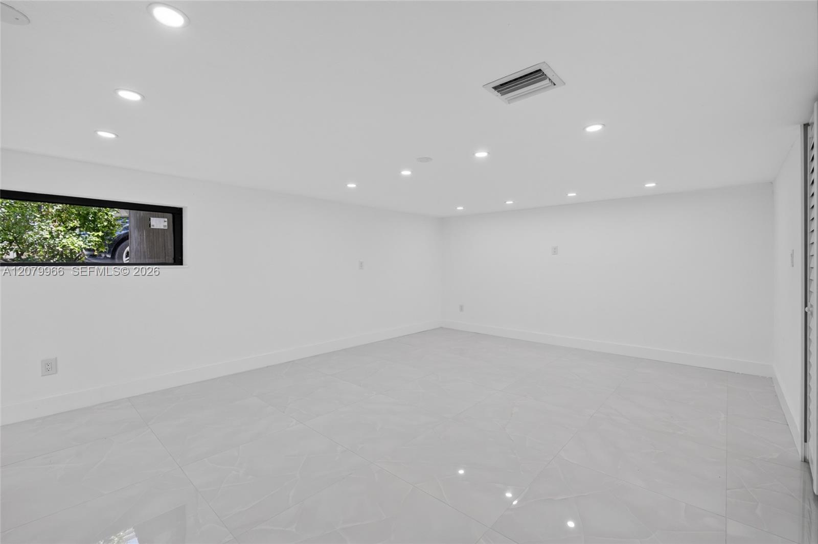 1200 NE 204th Terrace