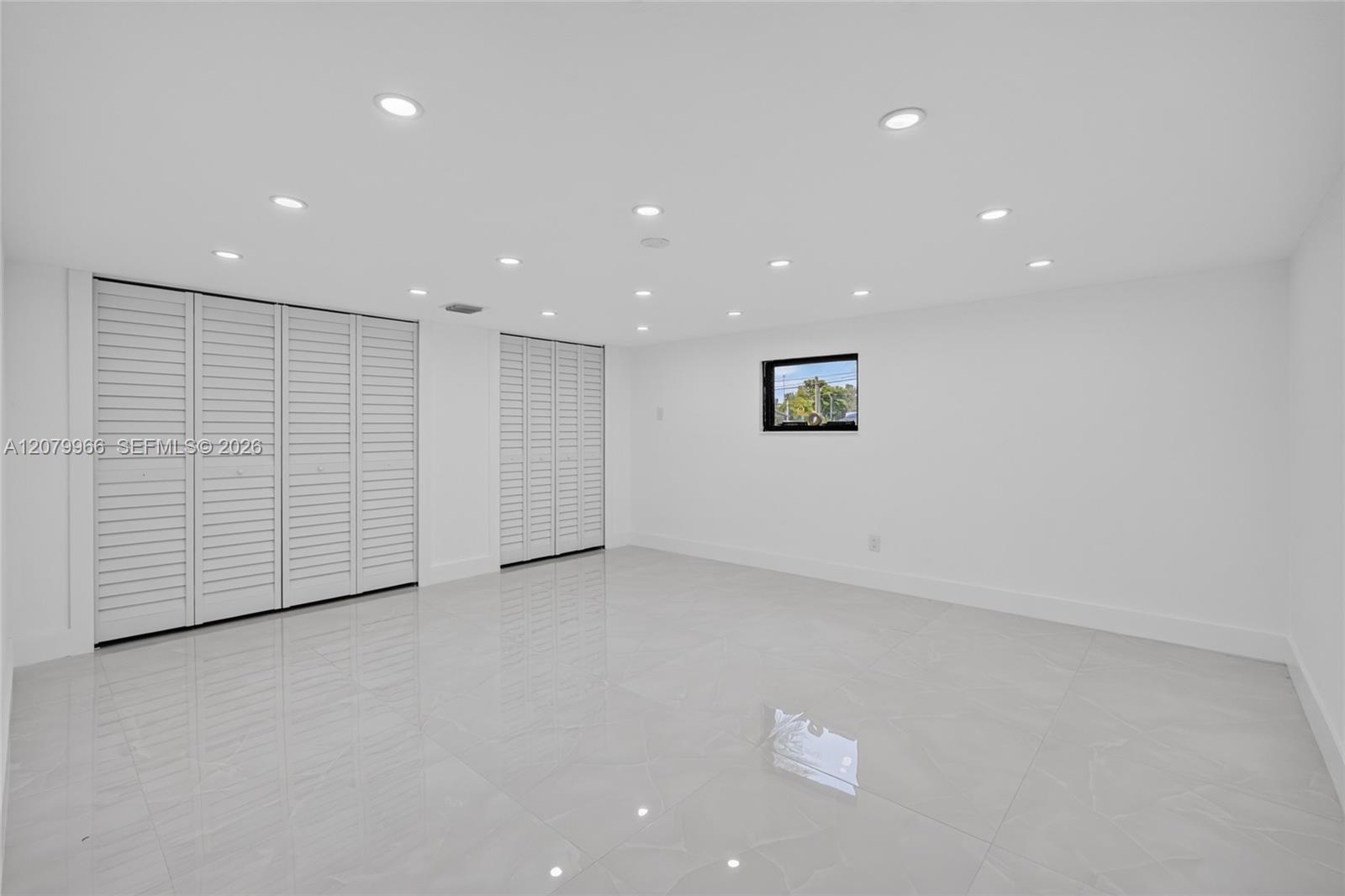 1200 NE 204th Terrace