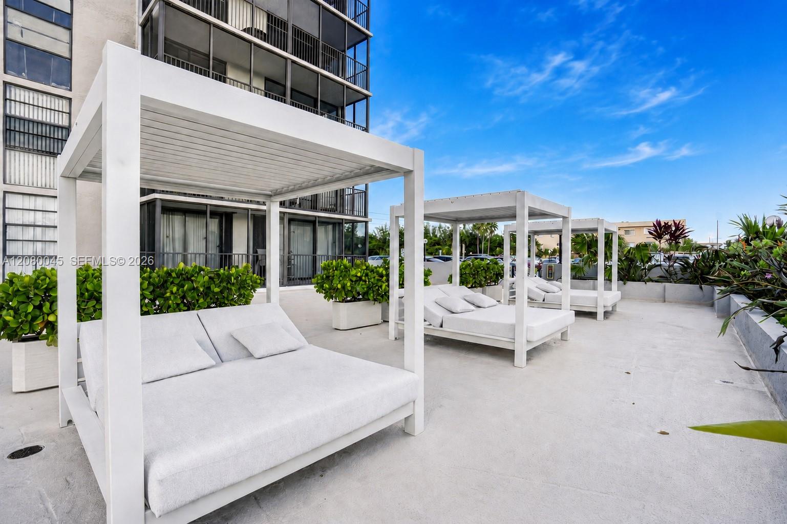 2500 NE 135th Street