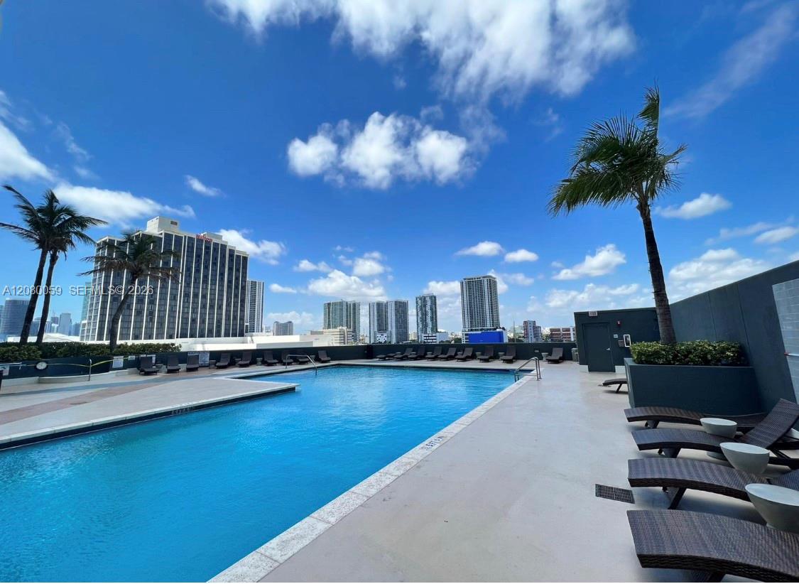 1750 N Bayshore Drive