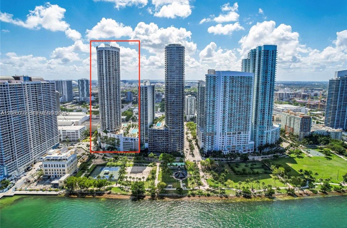1750 N Bayshore Drive