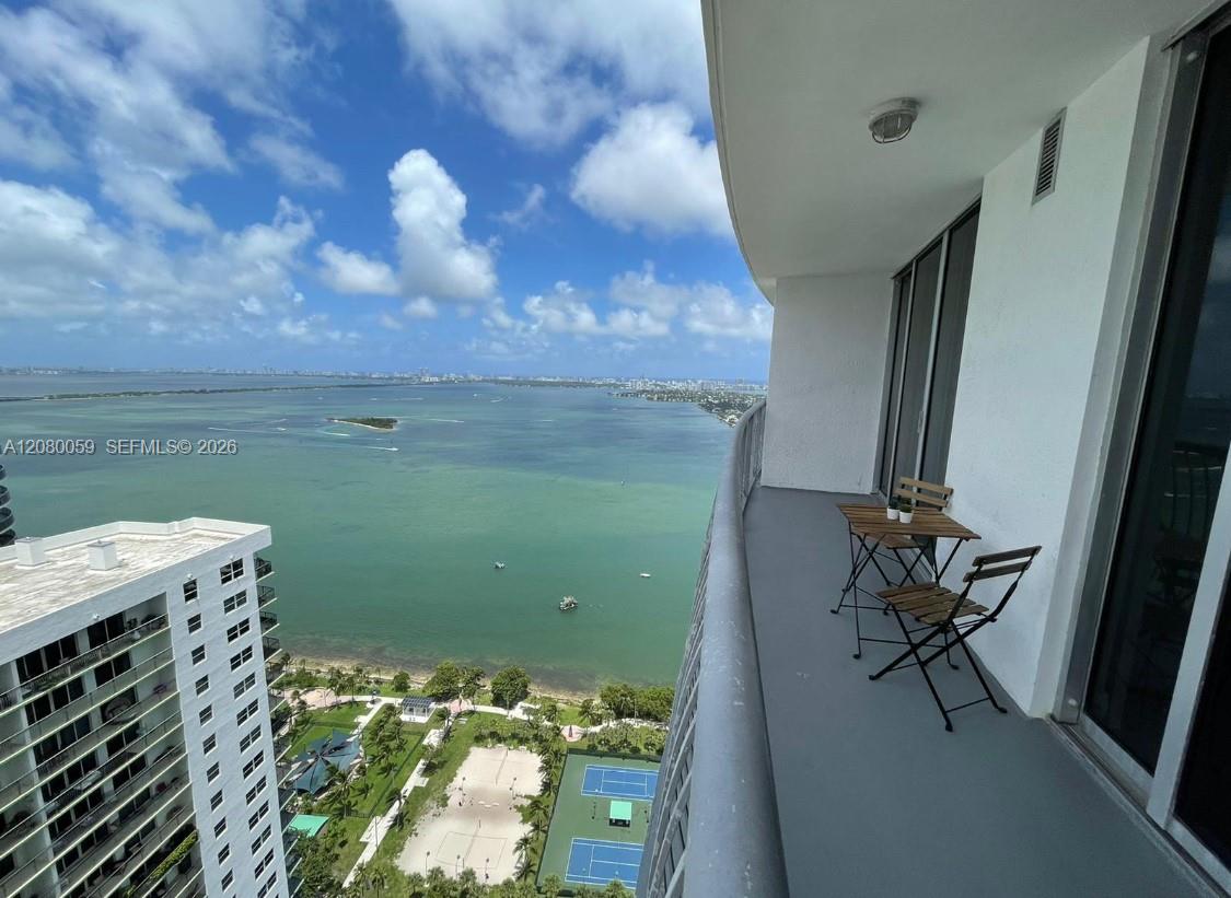 1750 N Bayshore Drive