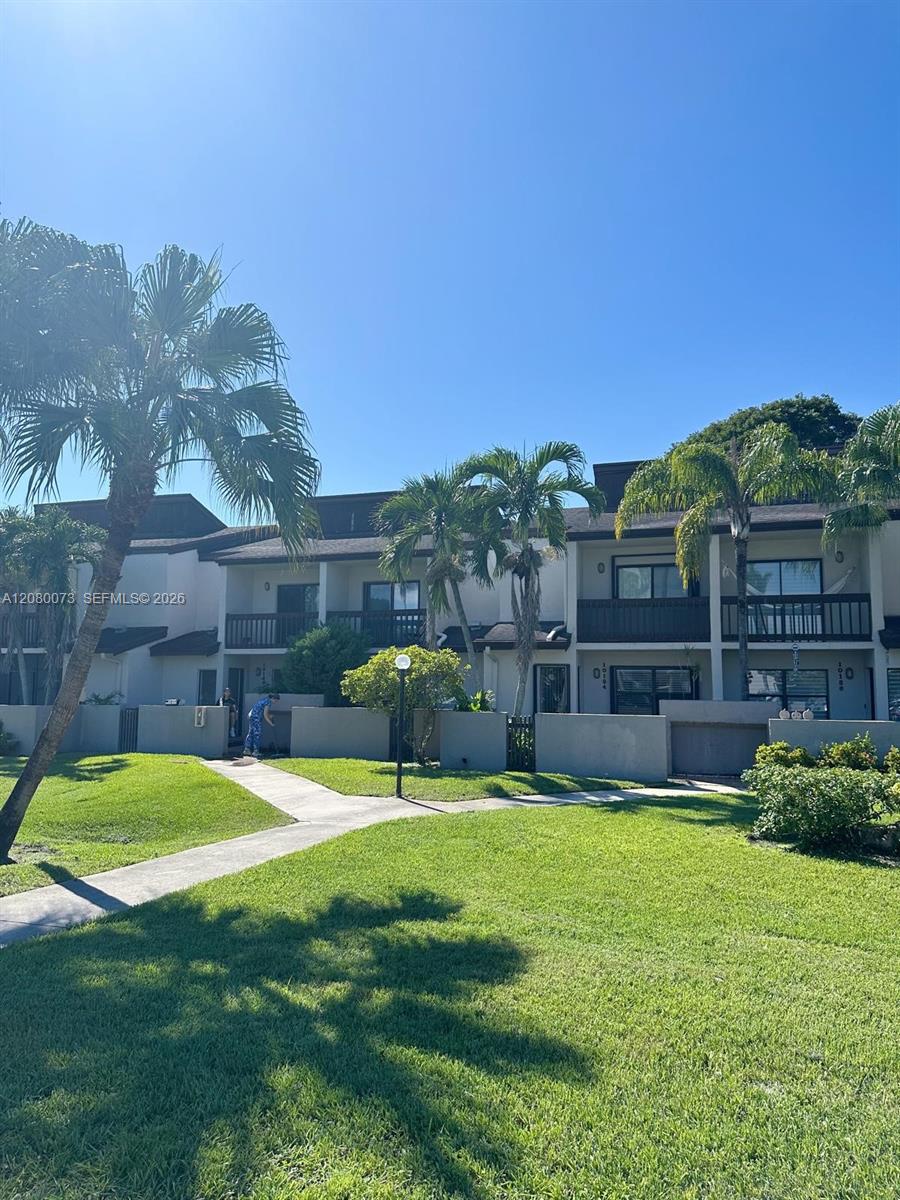 10182 NW 41st Street