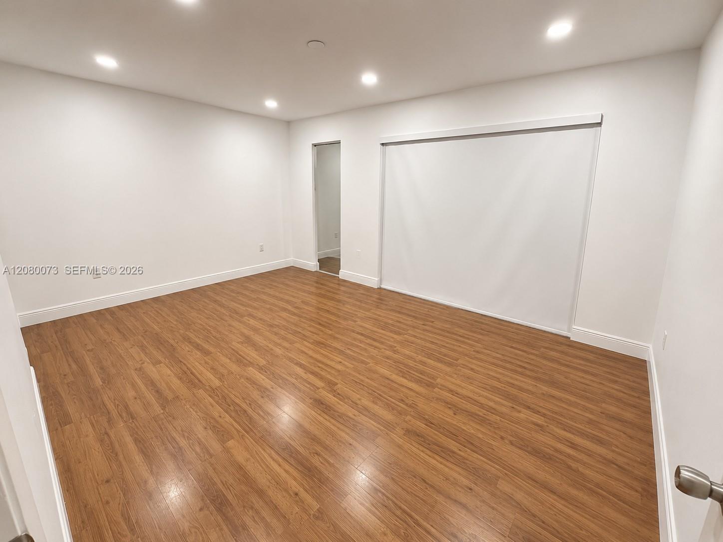 10182 NW 41st Street
