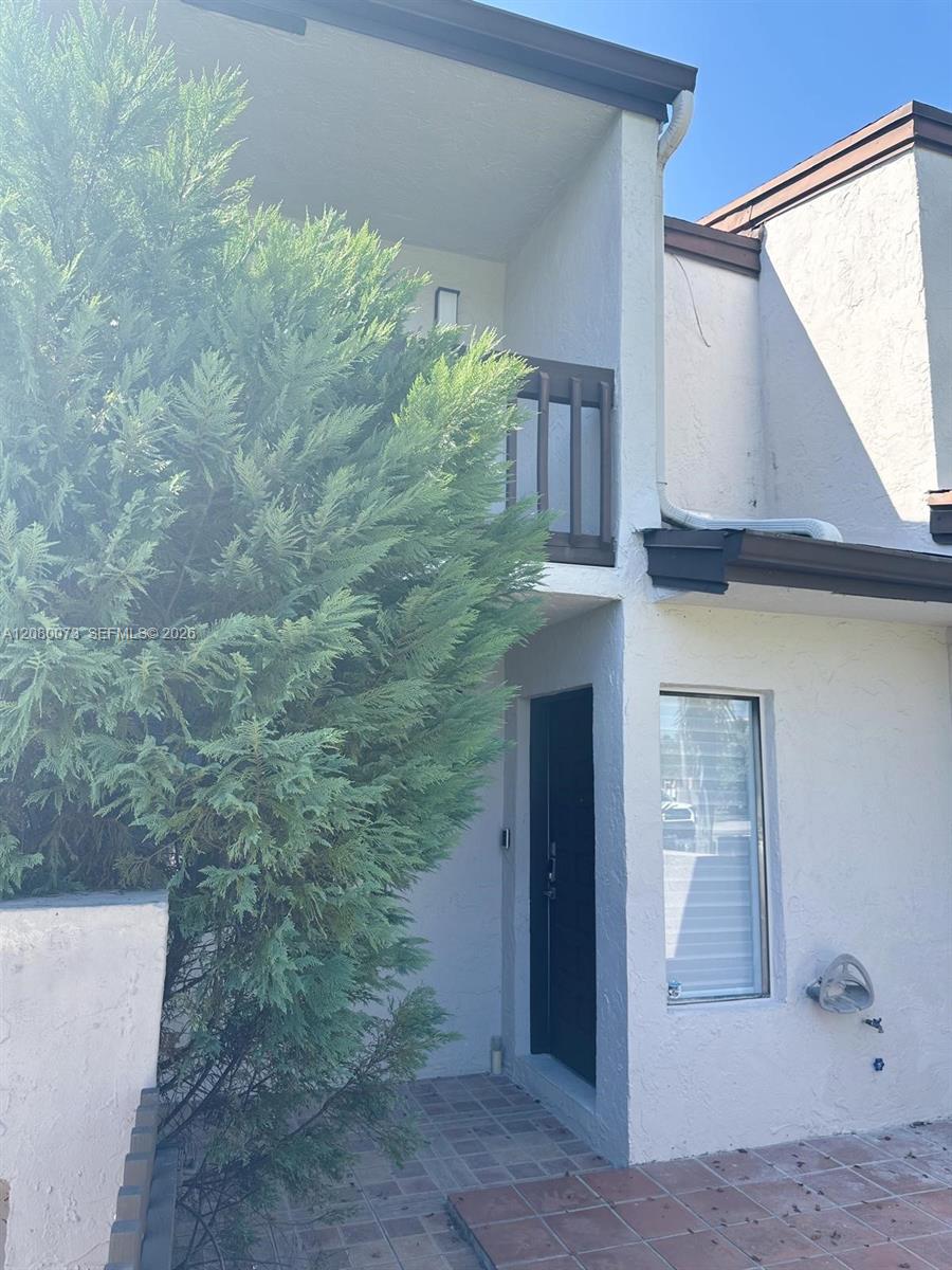 10182 NW 41st Street