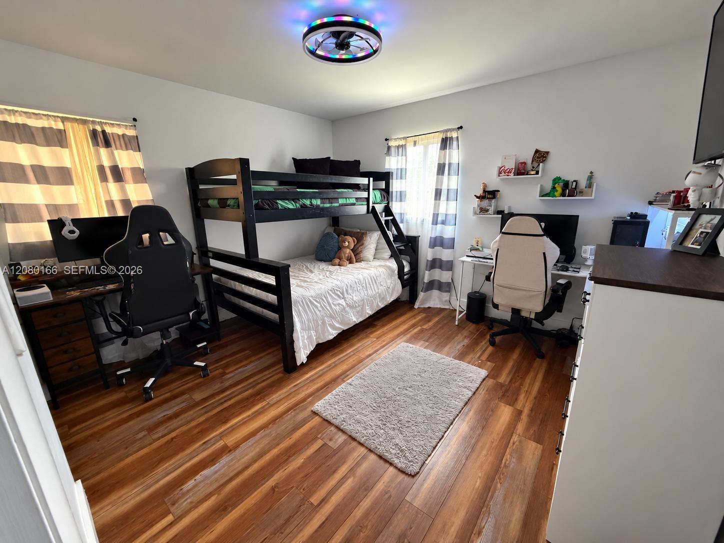 1211 NW 18th Street