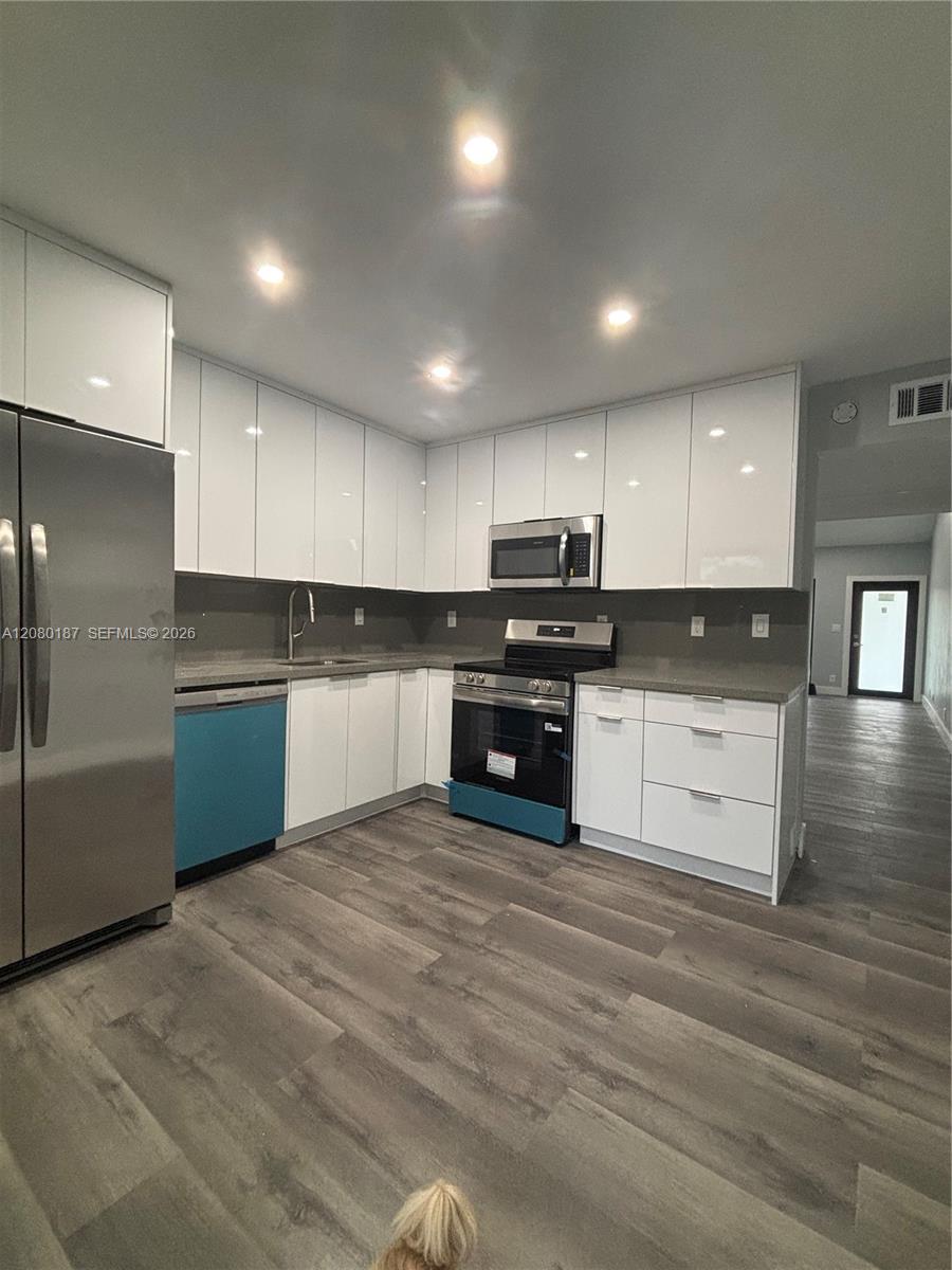 453 NE 210th Terrace