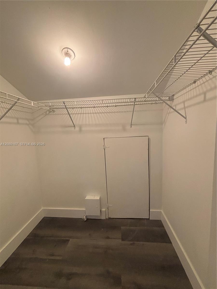 453 NE 210th Terrace