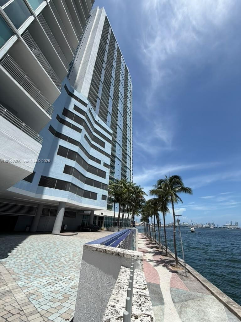 335 S Biscayne Boulevard