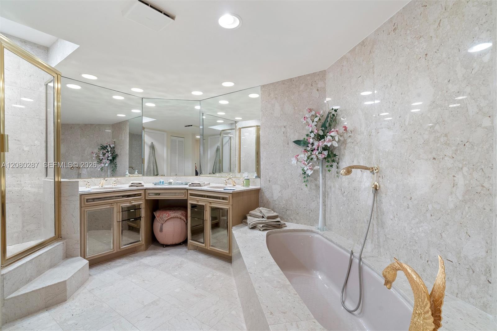 2100 S Ocean Lane