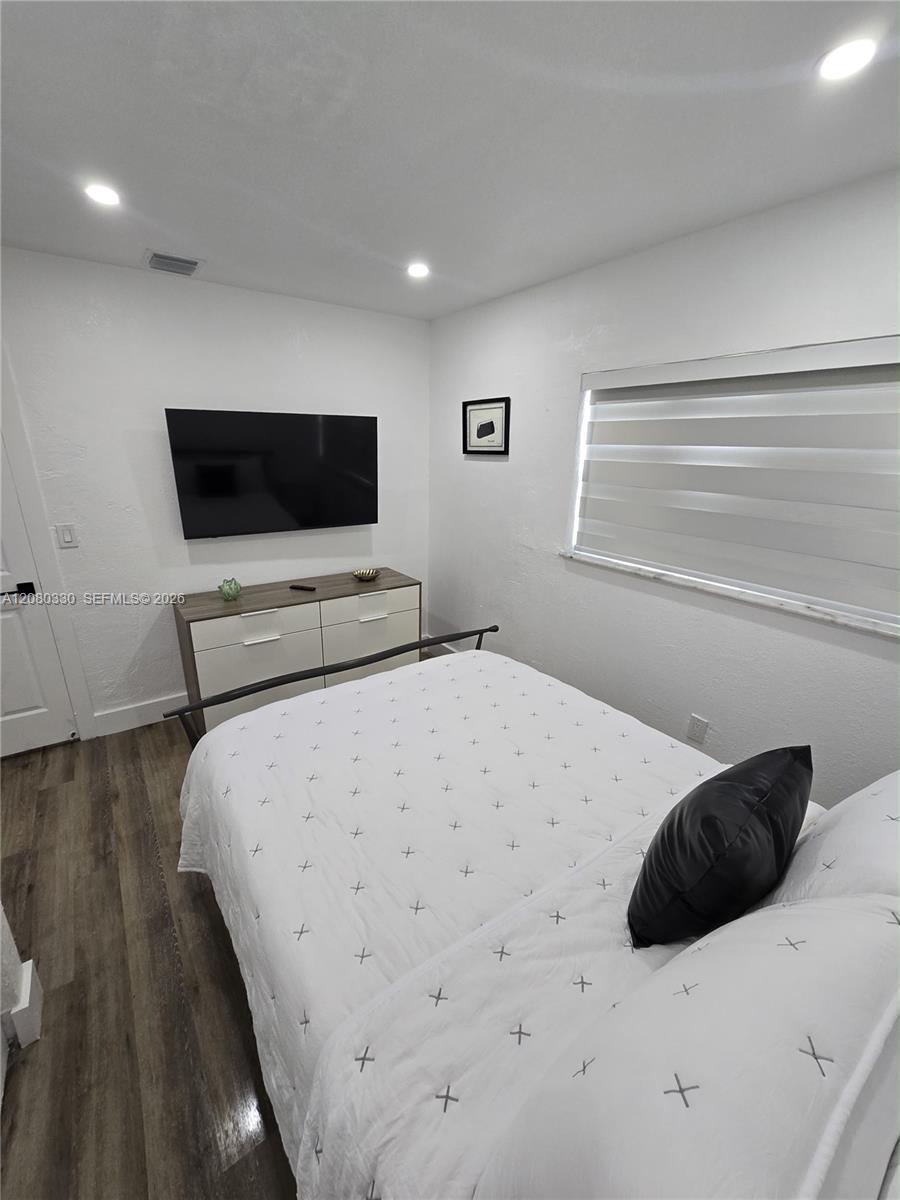 1273 NW 24th Street