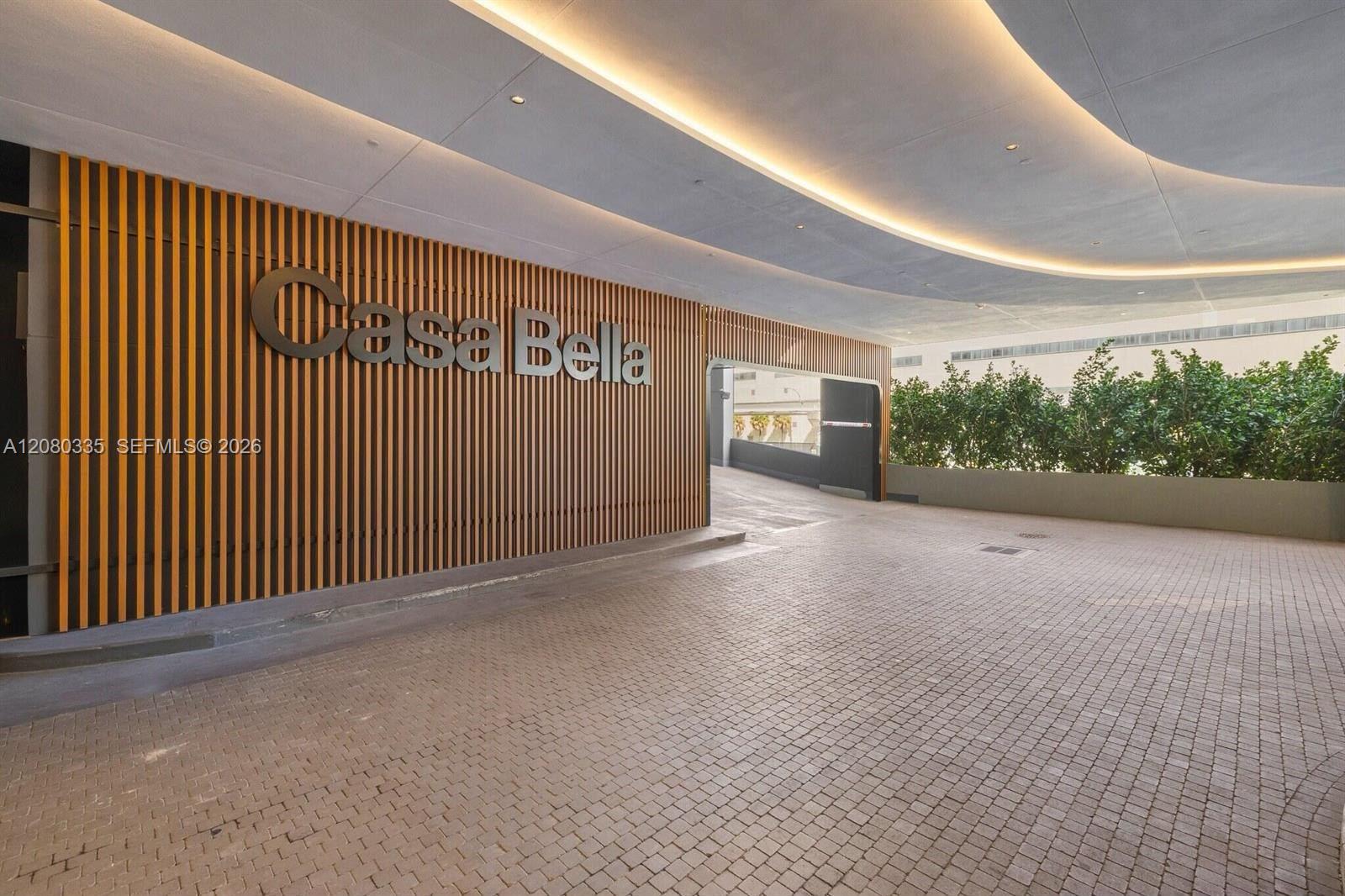1400 Biscayne