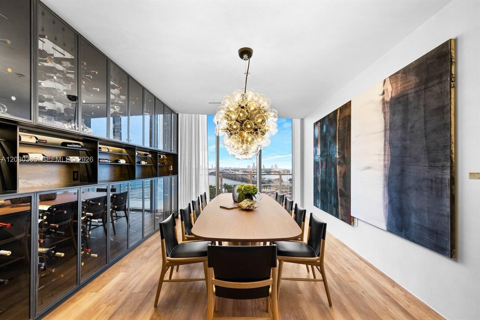 1400 Biscayne