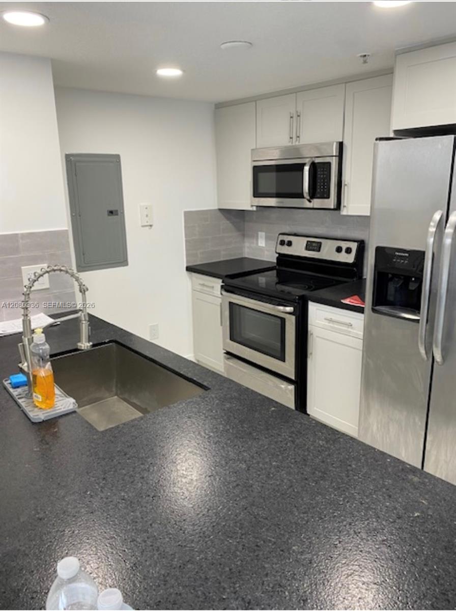 816 NW 11th Street