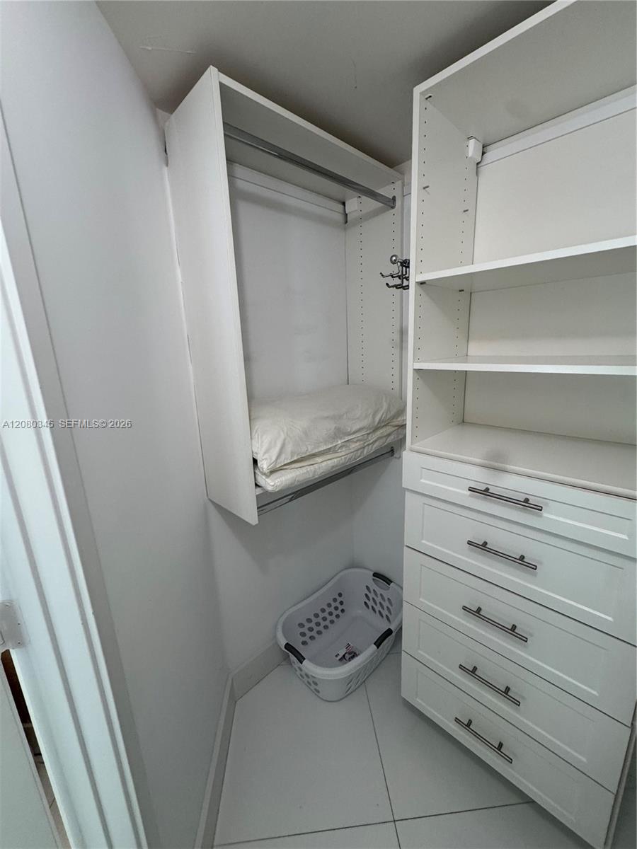 250 Sunny Isles Boulevard