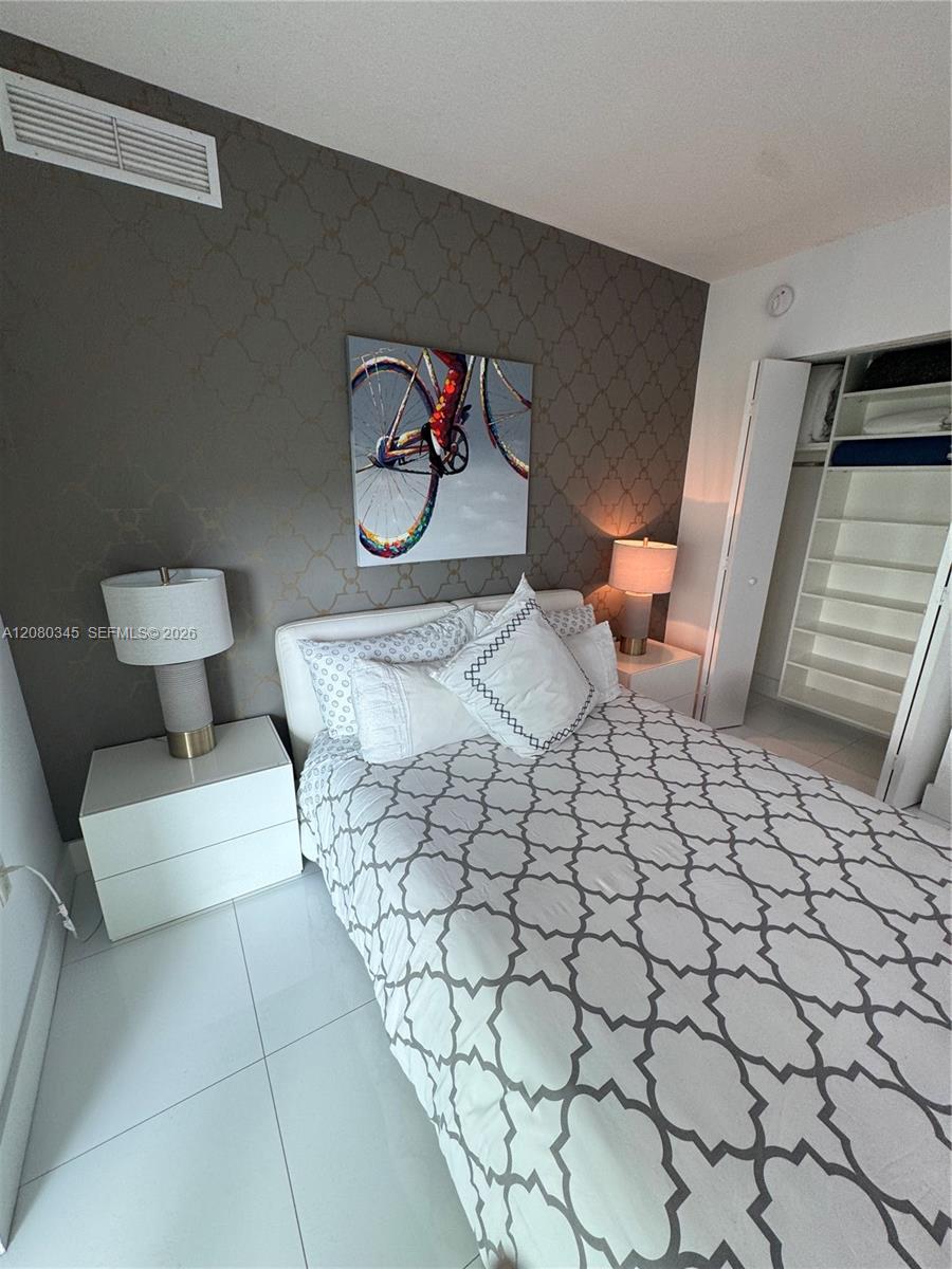 250 Sunny Isles Boulevard
