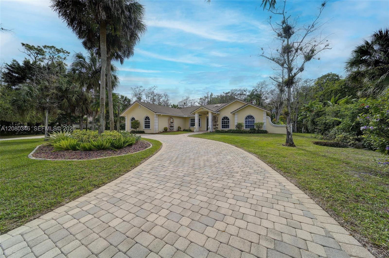4750 W Leitner Drive