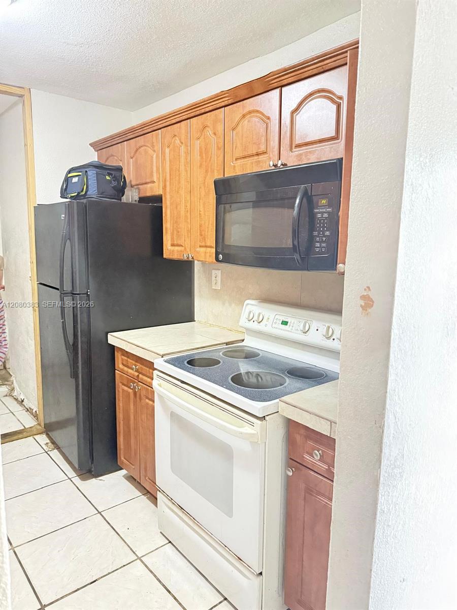 3887 NW 207th St Road
