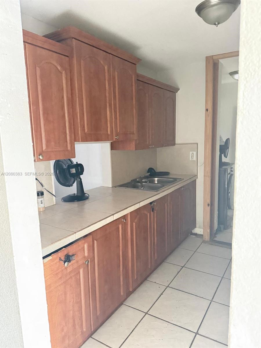 3887 NW 207th St Road