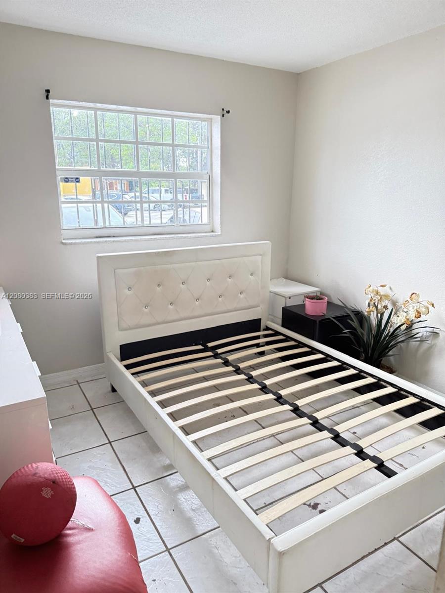 3887 NW 207th St Road